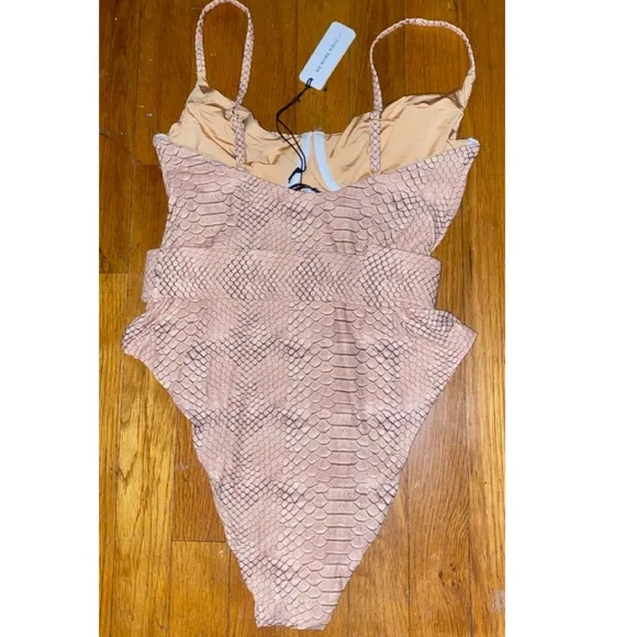 NWT WeWoreWhat Danielle One Piece in Tan Snake Skin - Picture 4 of 6